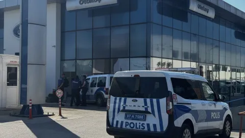 İstanbul'dan sonra Antalya: Otokoç yetkili servisine ateş aç