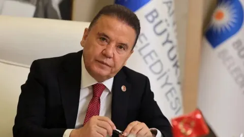 Muhittin Böcek son ifadesinde avukatlarını değişti