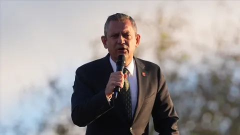 AKP'den üst üste yeni adımlar: Hedefte Özgür Özel’