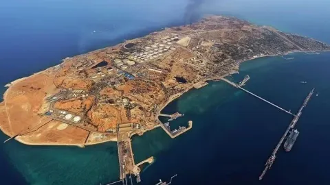 Trump İran tehditlerine devam ediyor: 'Hark Adası'