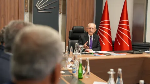 CHP Merkez Yönetim Kurulu toplantısı, parti binası.