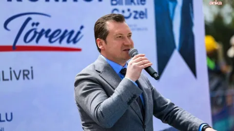 Silivri Belediye Başkanı Bora Balcıoğlu'nun adliyeye sevk edilmesiyle ilgili haber görseli