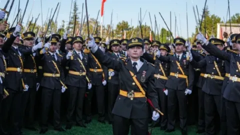 Kara Harp Okulu mezuniyet töreni sonrası ihraç edilen komutanlar hakkında karar