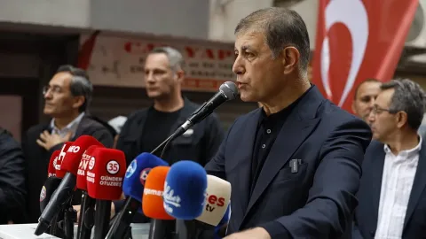 Cemil Tugay ve Saygı Öztürk