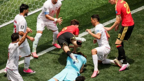 İran Milli Takımı futbolcularının Belçika maçında gösterdiği direniş