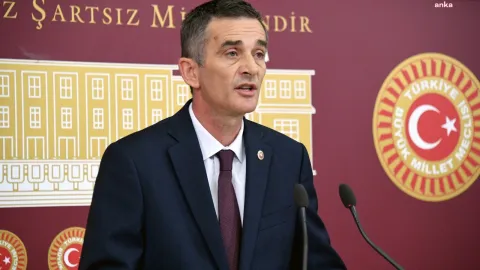 Ümit Dikbayır'ın CHP'den istifa etmesine ilişkin haber görseli