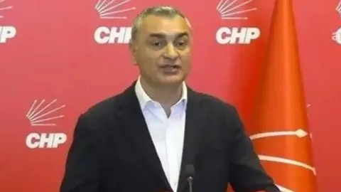 CHP Genel Merkezi'nde yapılan toplantı sonrası açıklama
