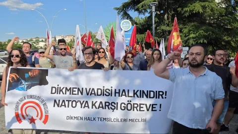 Dikmen Vadisi'nde NATO zirvesi öncesi düzenlenen protestodan bir görünüm.