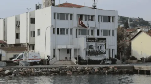 Adalar Belediye Başkanvekili seçilen Medine Pamuk.