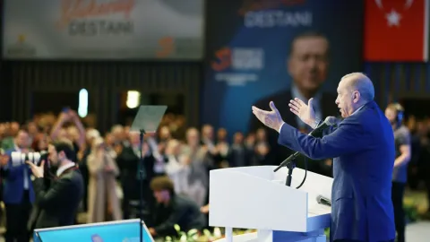 Cumhurbaşkanı Erdoğan Sapanca'da konuşma yaparken