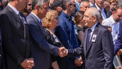 Özgür Özel ve Kemal Kılıçdaroğlu