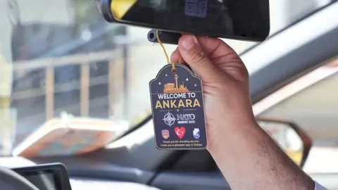 Ankara'da NATO Zirvesi hazırlıkları kapsamında taksicilere yönelik yeni düzenlemeler açıklandı.