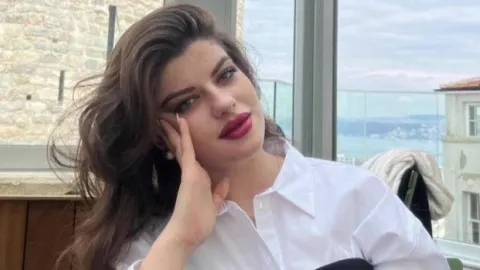 Ayşe Tokyaz cinayet davası sanığı Cemil Koç'un mahkemede savunma yaparken çekilmiş bir fotoğrafı.