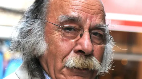 Yazar ve eleştirmen Cengiz Gündoğdu'nun vefatına ilişkin haber görseli.