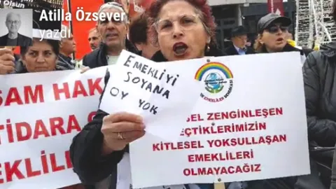 Emekliden güçlü tüi̇k protestosu 2026 ozsever 1. Jpg iustitia. Bg atilla özsever 3 emekli sendikası, emekli sendikaları platformu’nu oluşturdu. Bu platformun ilk ortak... Iustitia. Bg emekliden güçlü tüi̇k protestosu 2026 2026-07-01 22:17:00 adalet - iustitia. Bg