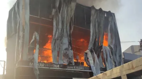 Dilovası'ndaki yangın sonrası bölgede incelemeler yapılmıştı.