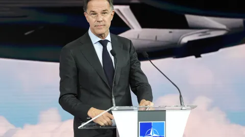 NATO Genel Sekreteri Mark Rutte, Ankara'daki Savunma Sanayii Forumu'nda konuşma yapıyor.