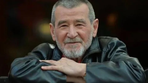 Şair Ahmet Telli'nin vefat haberini duyuran görsel.