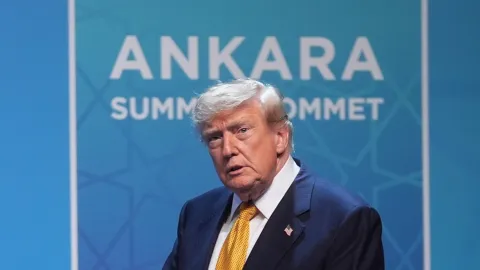 ABD Başkanı Donald Trump'ın bir toplantıdaki portresi.