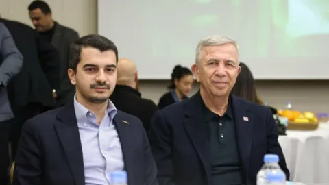 Mansur Yavaş, Çankaya Belediyesi'ne yönelik operasyonla ilgili açıklama yaparken