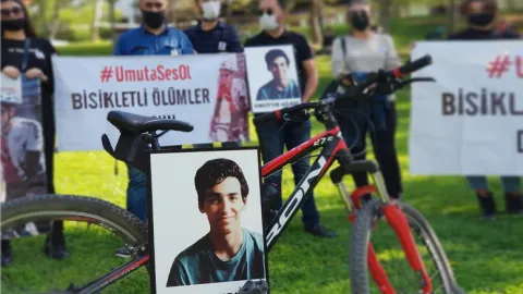 Umut Gündüz'ün babası Menderes Gündüz ile yapılan röportajdan bir kare.