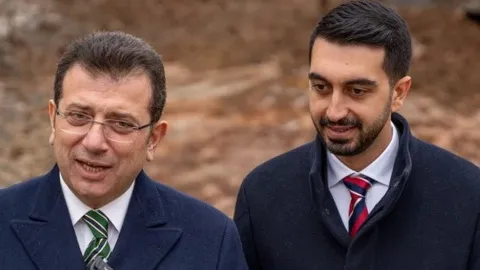Tuzla Belediye Başkanı Eren Ali Bingöl'ün AKP'ye geçeceği iddiaları