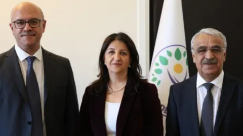 DEM Parti İmralı Heyeti üyeleri İmralı Adası'ndan dönerken.