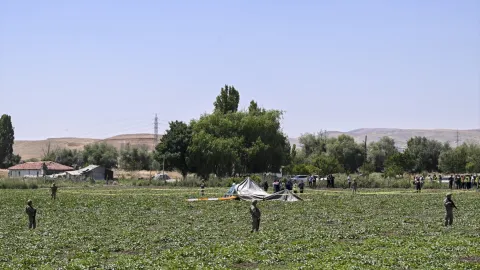 Ankara'da düşen TUSAŞ eğitim helikopteri.
