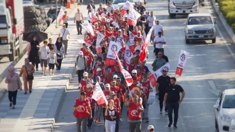 Eskişehir'deki Yunus Emre Termik Santrali işçileri Ankara'ya yürüyüş yaparken
