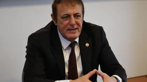 CHP Aydın Milletvekili Hüseyin Yıldız'ın Meclis lokantasındaki iddialara ilişkin haber görseli.