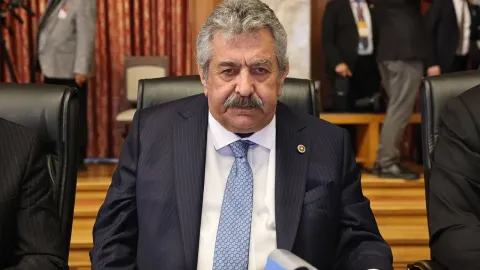 MHP'li Feti Yıldız: Siyasi parti kapatma nedenlerine 'rüşvet ve yolsuzlukların odağı olmak' da eklenmeli