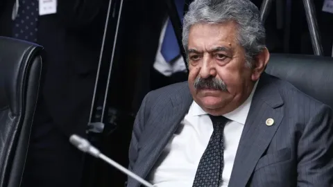 Feti Yıldız 'hiçbir partiyi işaret etmedim' dedi: 'CHP’nin mi, Yeni Parti’nin mi kastedildiği net değil'