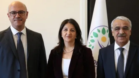 DEM Parti Heyeti Abdullah Öcalan ile Görüştü