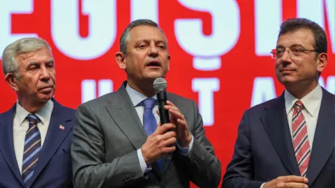 Yeni Parti'den 'Mansur Yavaş' çıkışı: 'Yeni Parti gibi iktidar namzeti bir partiden Cumhurbaşkanı adayı olacaktır'