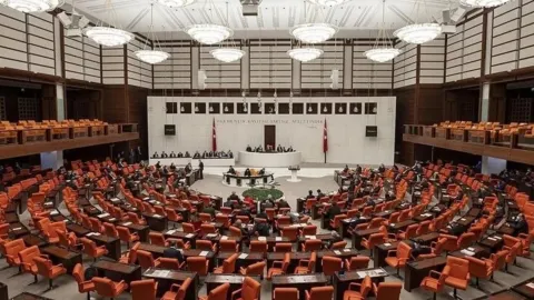 AKP ve DEM Parti Arasında Çerçeve Yasa Görüşmesi Gerçekleştirildi