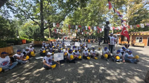 Madenciler Ankara'da eyleme devam ediyor: 'Meclis neden bizi görmüyor?'