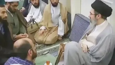İran'dan Hamaney'in Sağlık Durumuna İlişkin Açıklama