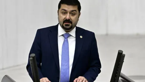 CHP'li Ahmet Baran Yazgan taciz iddialarını 'kumpas' olarak lanse etti