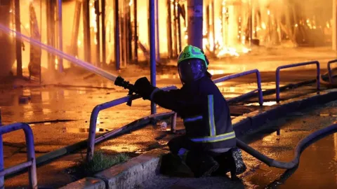 Başkentler, rafineriler ve lojistik üsler: Rusya ve Ukrayna'nın saldırıları şiddetleniyor