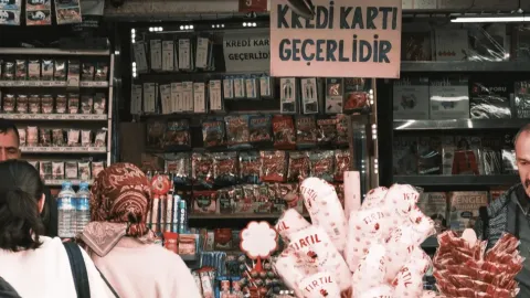 BİSAM: Açlık sınırı 37 bin 203 TL, yoksulluk sınırı 122 bin lirayı aştı