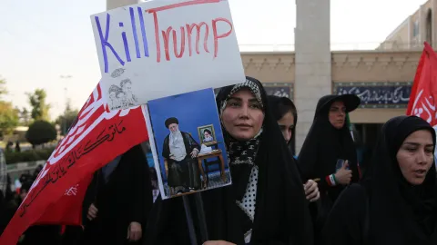 Trump'ın tehditlerine Tahran'dan yanıt: 'ABD'nin ekonomik terörü dünyanın egemenliğini tehdit ediyor'