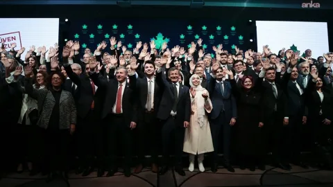 Gelecek Partisi olağanüstü kongresinde fesih kararı aldı