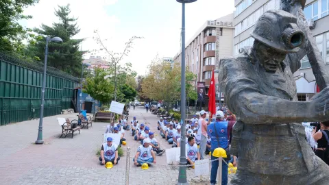 Direnişteki madencinin iki oğlu göçükten kıl payı kurtulmuş: ‘Ulaşamasaydım kalkıp gidecektim’