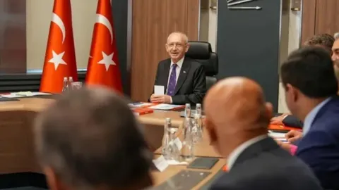 CHP'de disiplin süreci: 'Yeni Parti'de yer alan 100'e yakın ismin ihracı gündemde'
