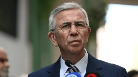Mansur Yavaş'ın Siyasi Geleceği Hakkında CHP'den Açıklama, Yavaş'tan Yanıt Geldi