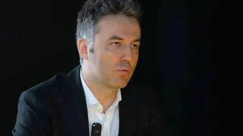 Mehmet Akif Ersoy'a Tahliye Vaadinde Bulunan 4 Şüpheli Suçüstü Yakalandı