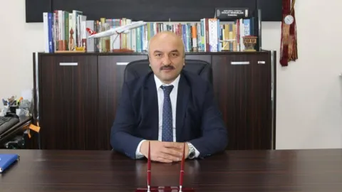 Vali'nin Basın Müdürü yurttaşı tehdit etti