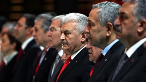 AKP’de ‘kusursuz fırtına’ senaryosu: Melih Gökçek’in ardından Binali Yıldırım ve Bülent Arınç dosyası da mı açılıyor?