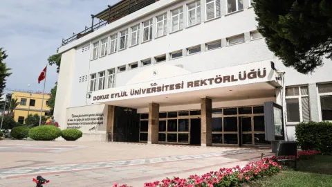 DEÜ Güzel Sanatlar Enstitüsü kapatıldı, öğrenci hakları korunacak
