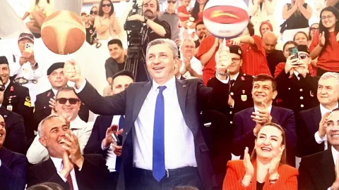Antalya Valiliği'ne Bağlı Resmi Etkinliklerde Belediye Katkısı